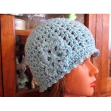 New Crocheted Handmade Mujers hat/beanie/cloche with flower Ice Blue  eb-48134893